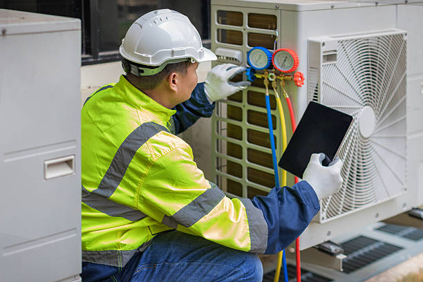 Professional Hvac technician working in Independence, WI